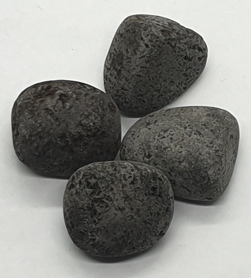 Tumblestones - Jade to Ruby Zoisite
