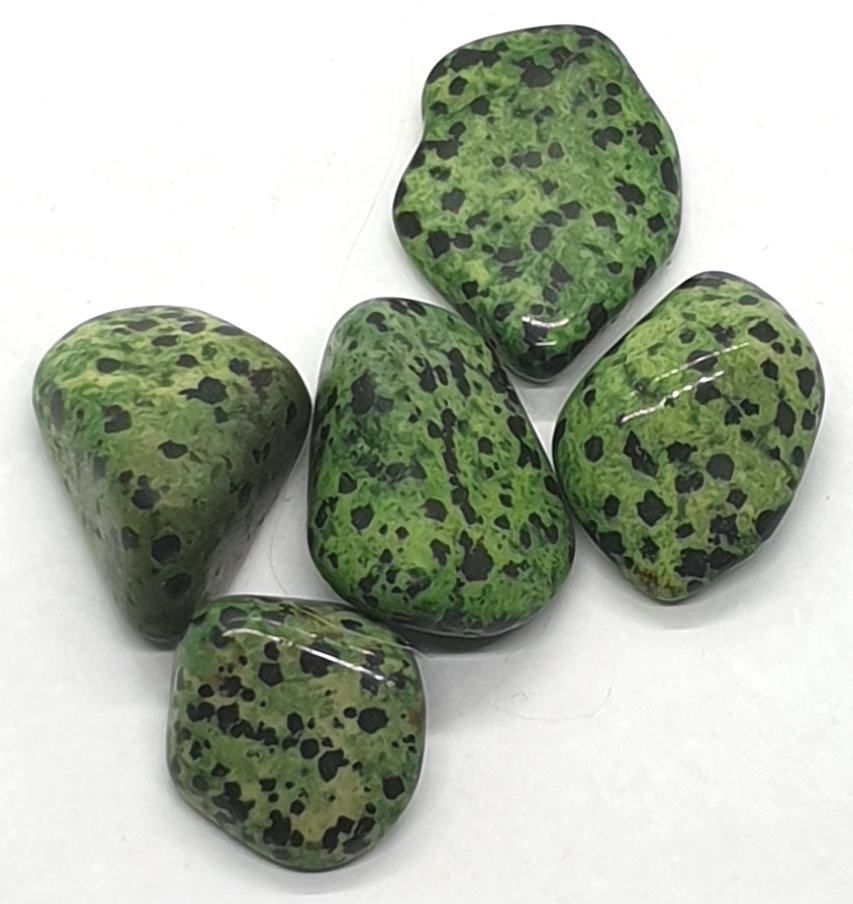 Tumblestones - Jade to Ruby Zoisite