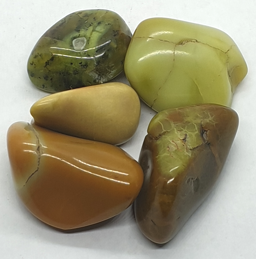 Tumblestones - Jade to Ruby Zoisite