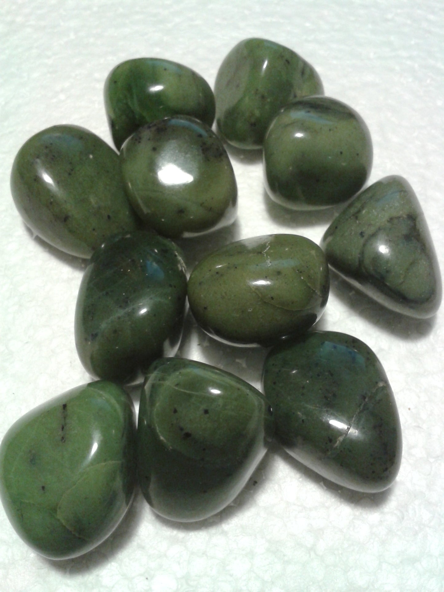 Tumblestones - Jade to Ruby Zoisite