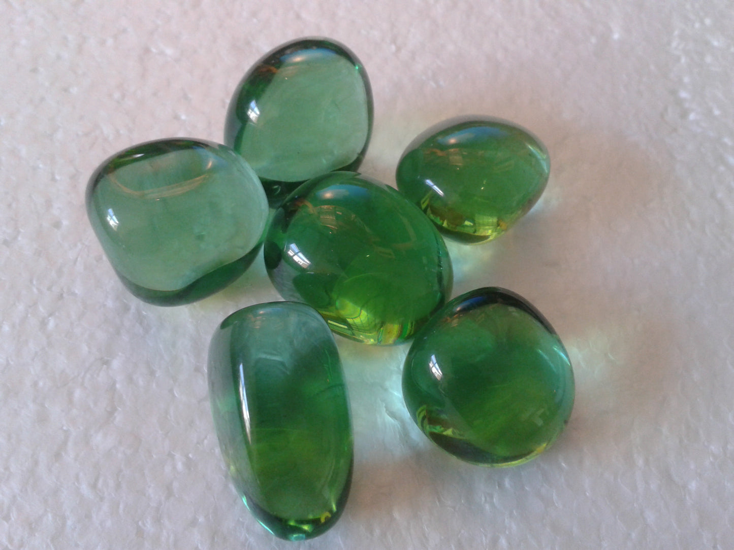 Tumblestones - Jade to Ruby Zoisite